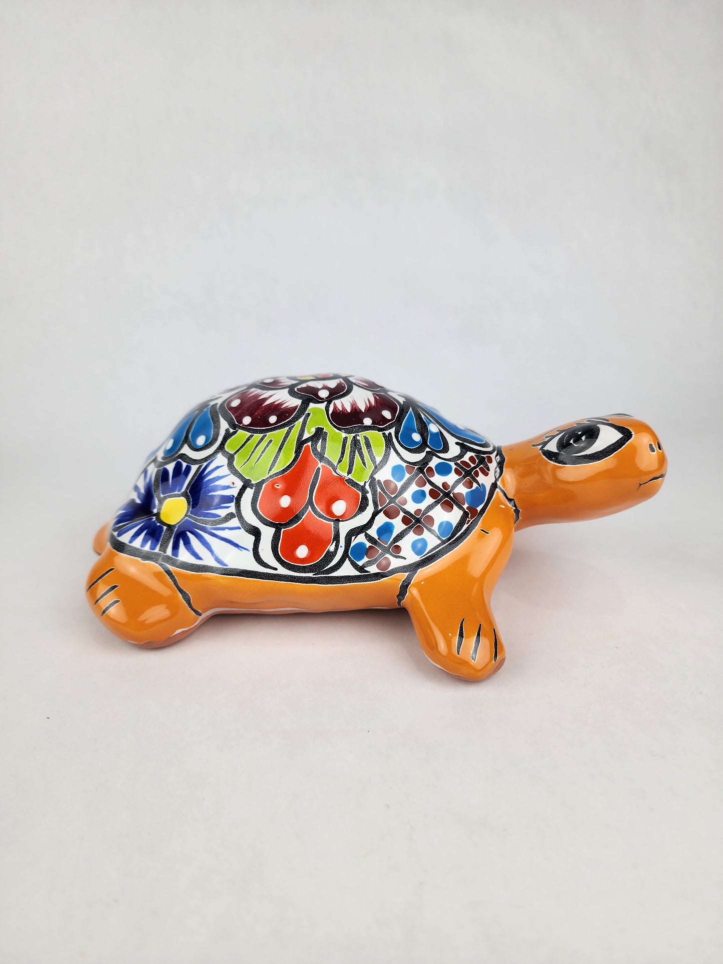 Weather-Resistant Ceramic Turtle - Handcrafted Home & Garden Art