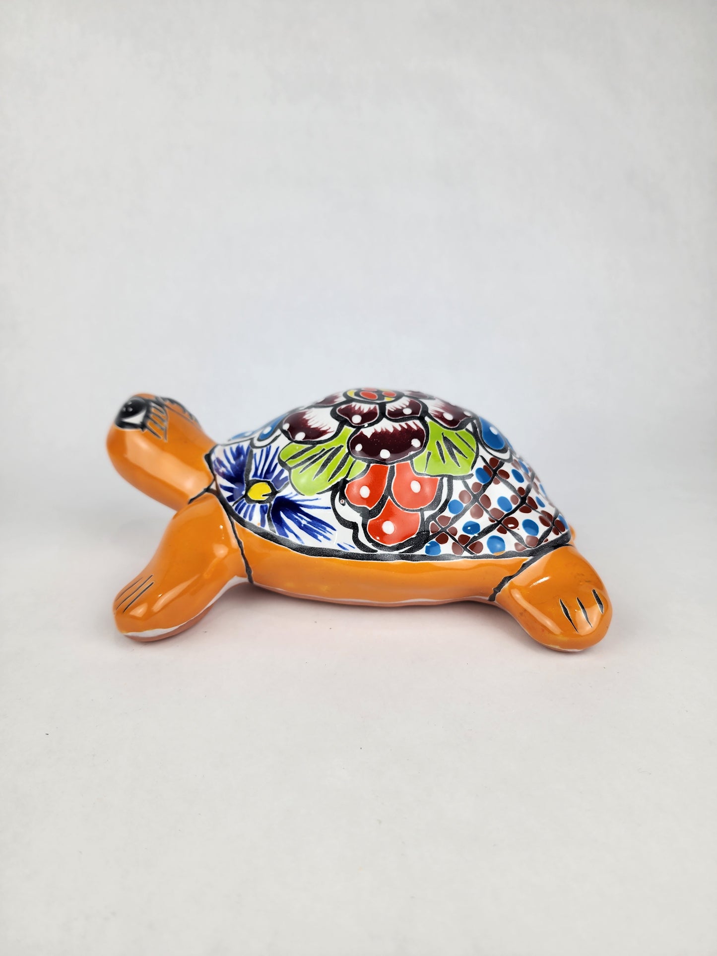 Weather-Resistant Ceramic Turtle - Handcrafted Home & Garden Art