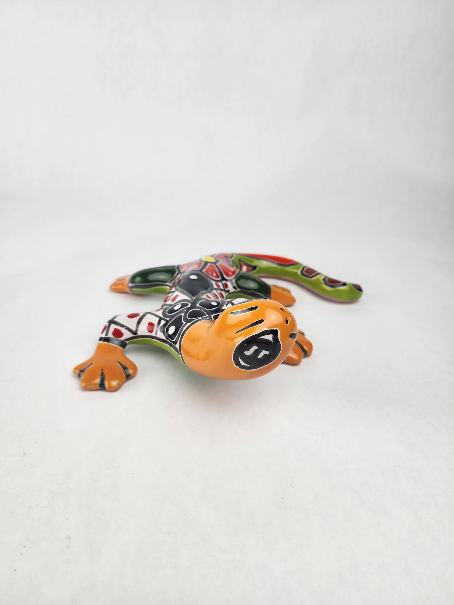 Handcrafted Talavera Gecko – Vibrant Mexican Folk Art Decor