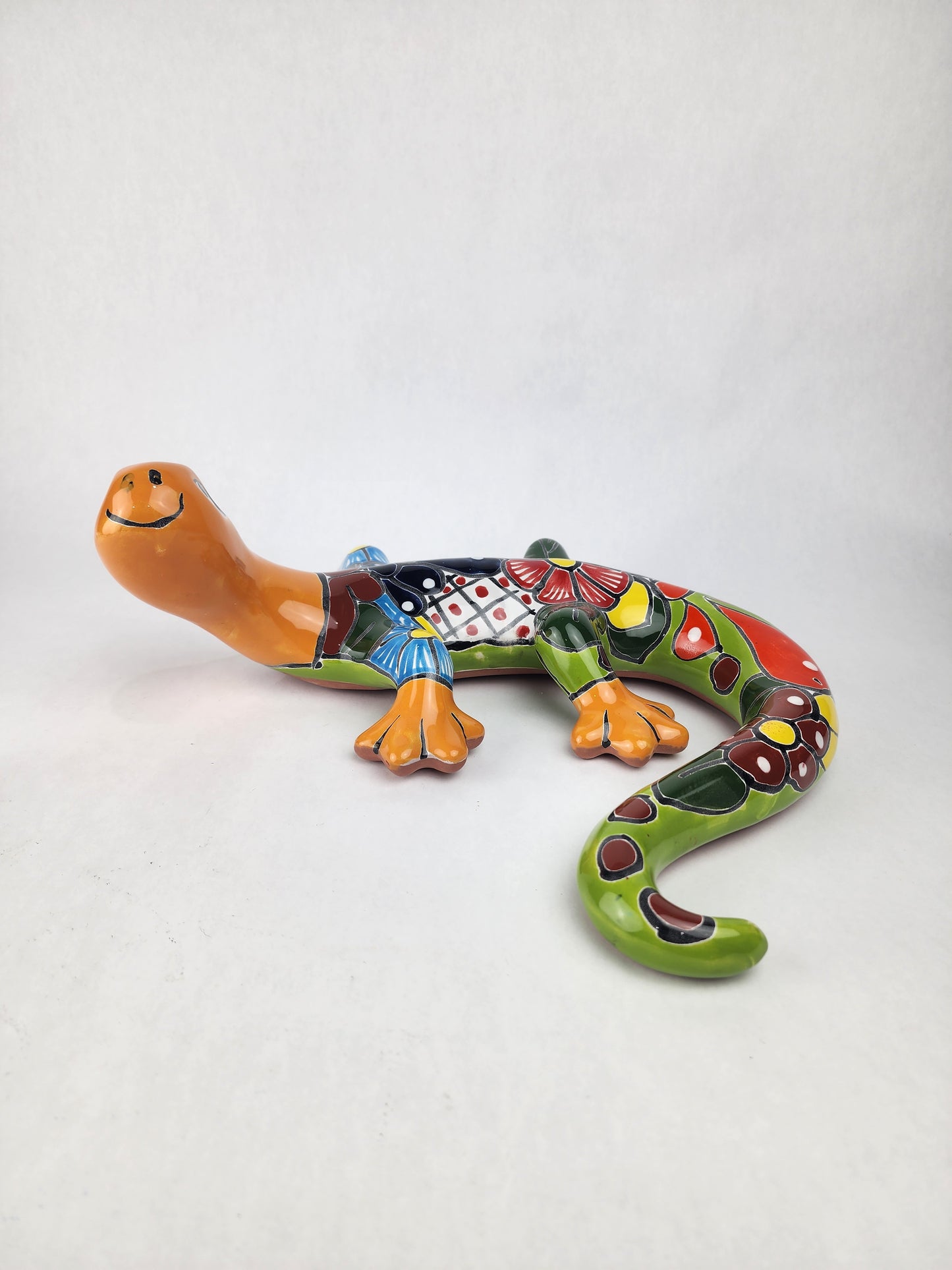 Handcrafted Talavera Gecko – Colorful Mexican Pottery Decor