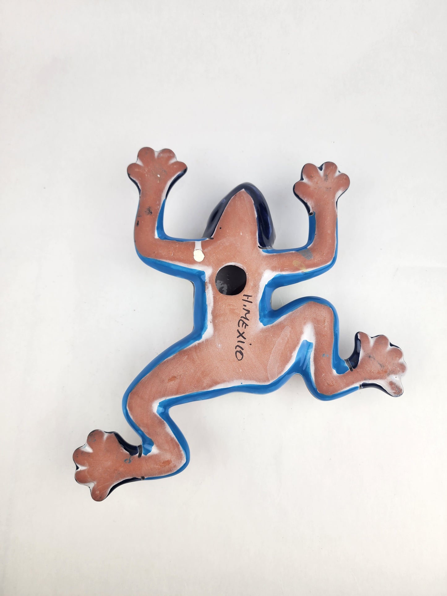 Talavera Frog Statue – Hand-Painted Mexican Ceramic for Outdoors