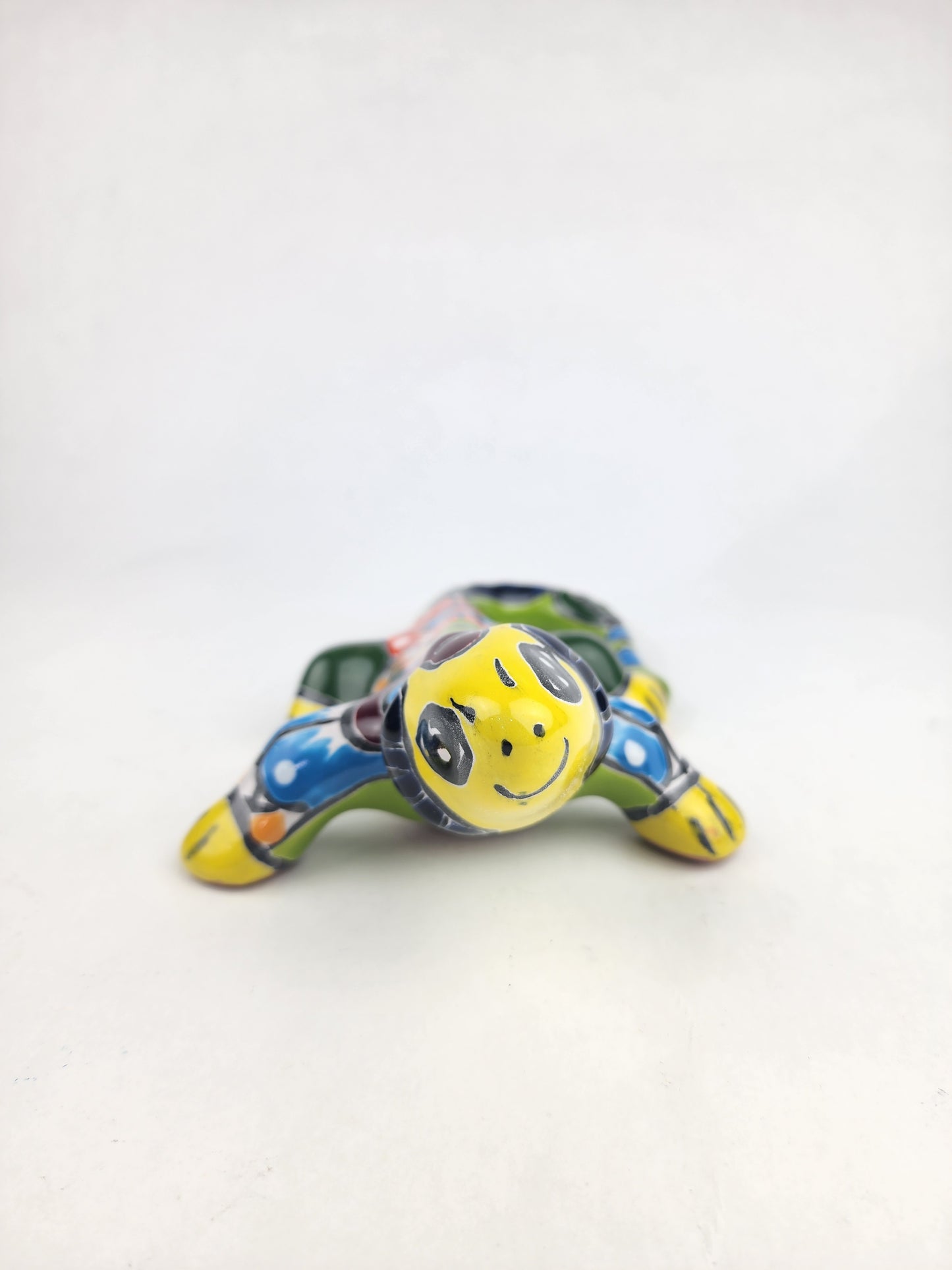 Talavera Iguana – Vibrant Handmade Mexican Garden Art Lizard