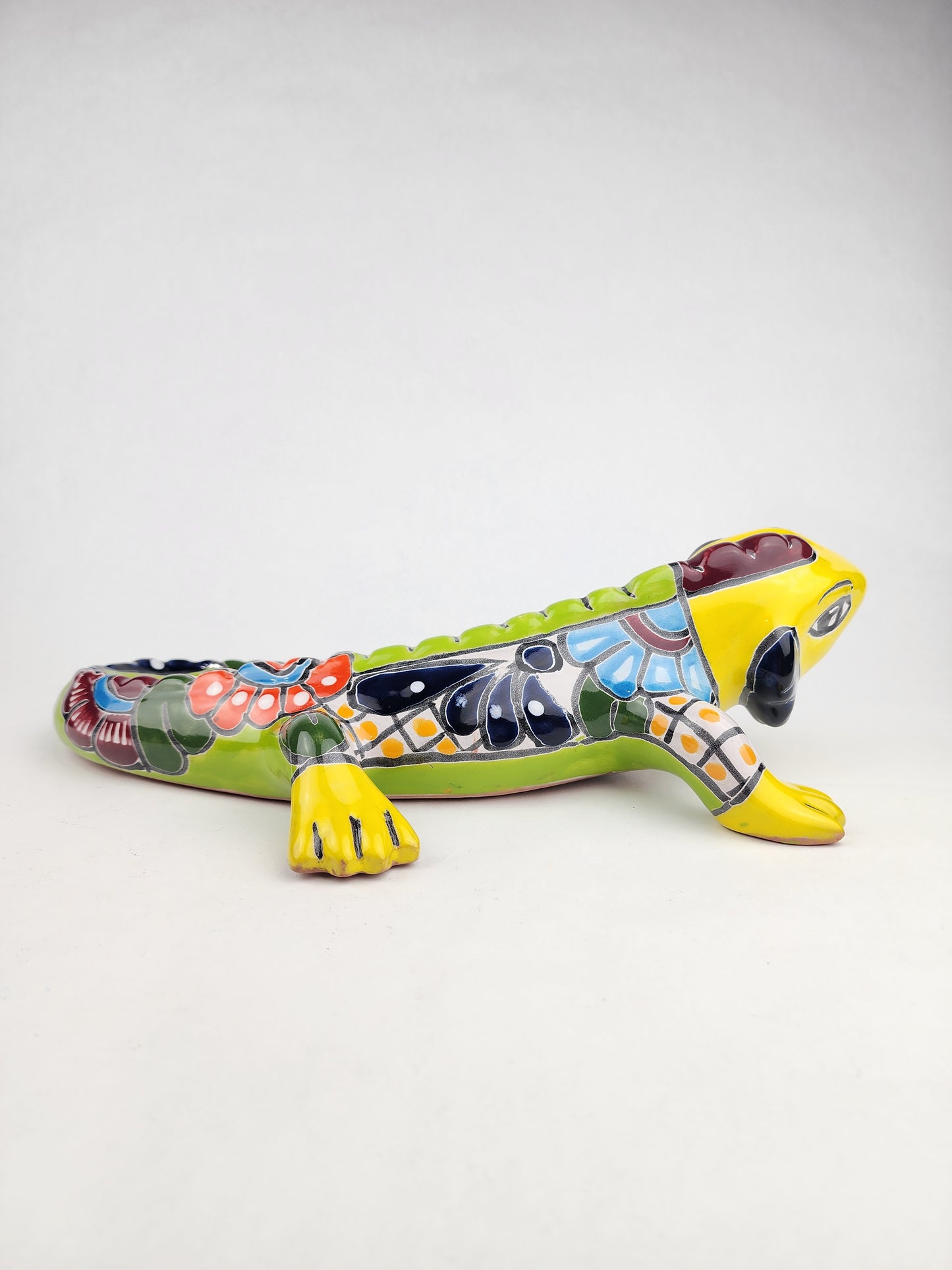 Talavera Iguana Sculpture – Authentic Mexican Handcrafted Art