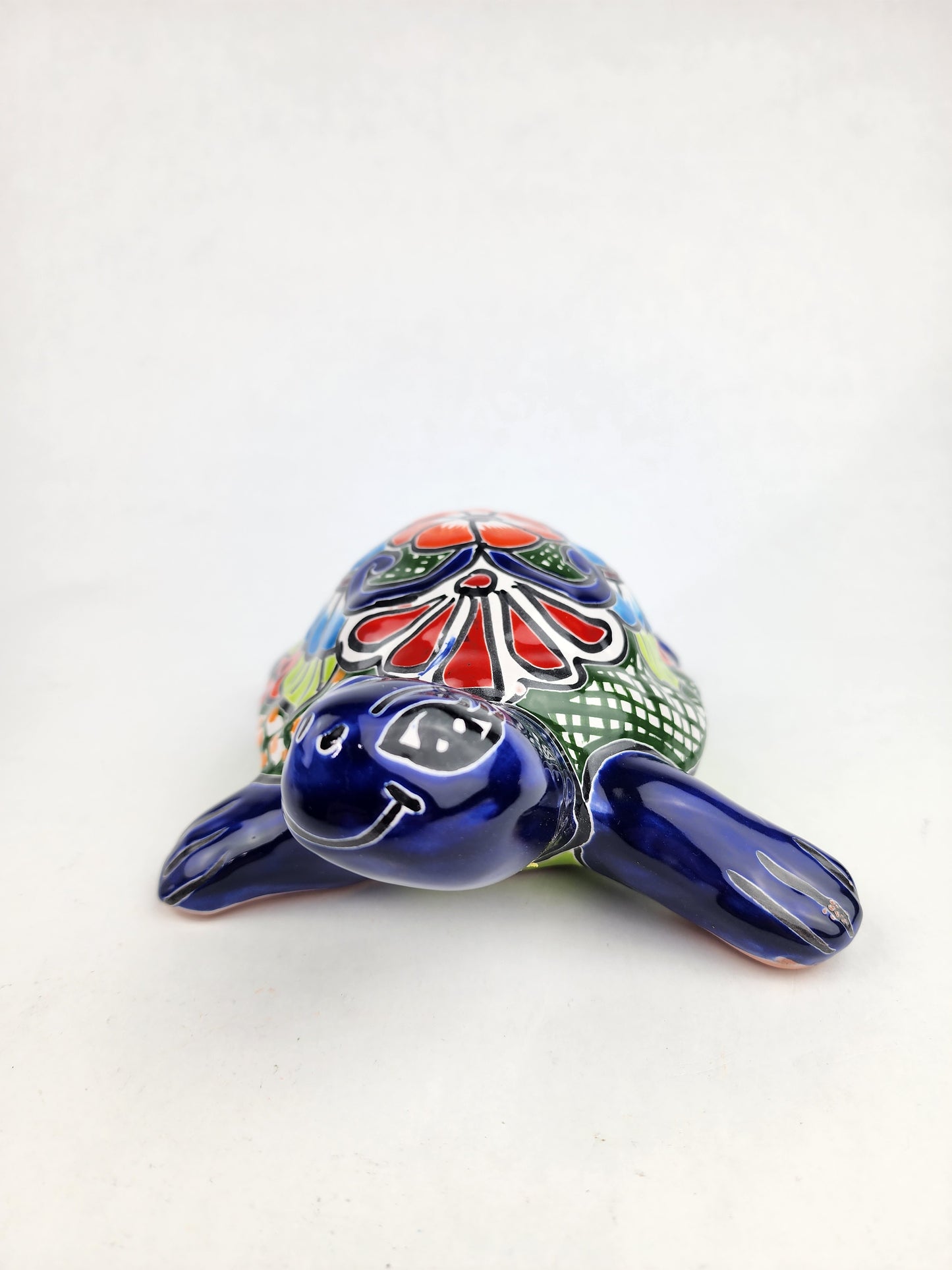 Talavera Turtle – Hand-Painted Mexican Pottery Garden Decor
