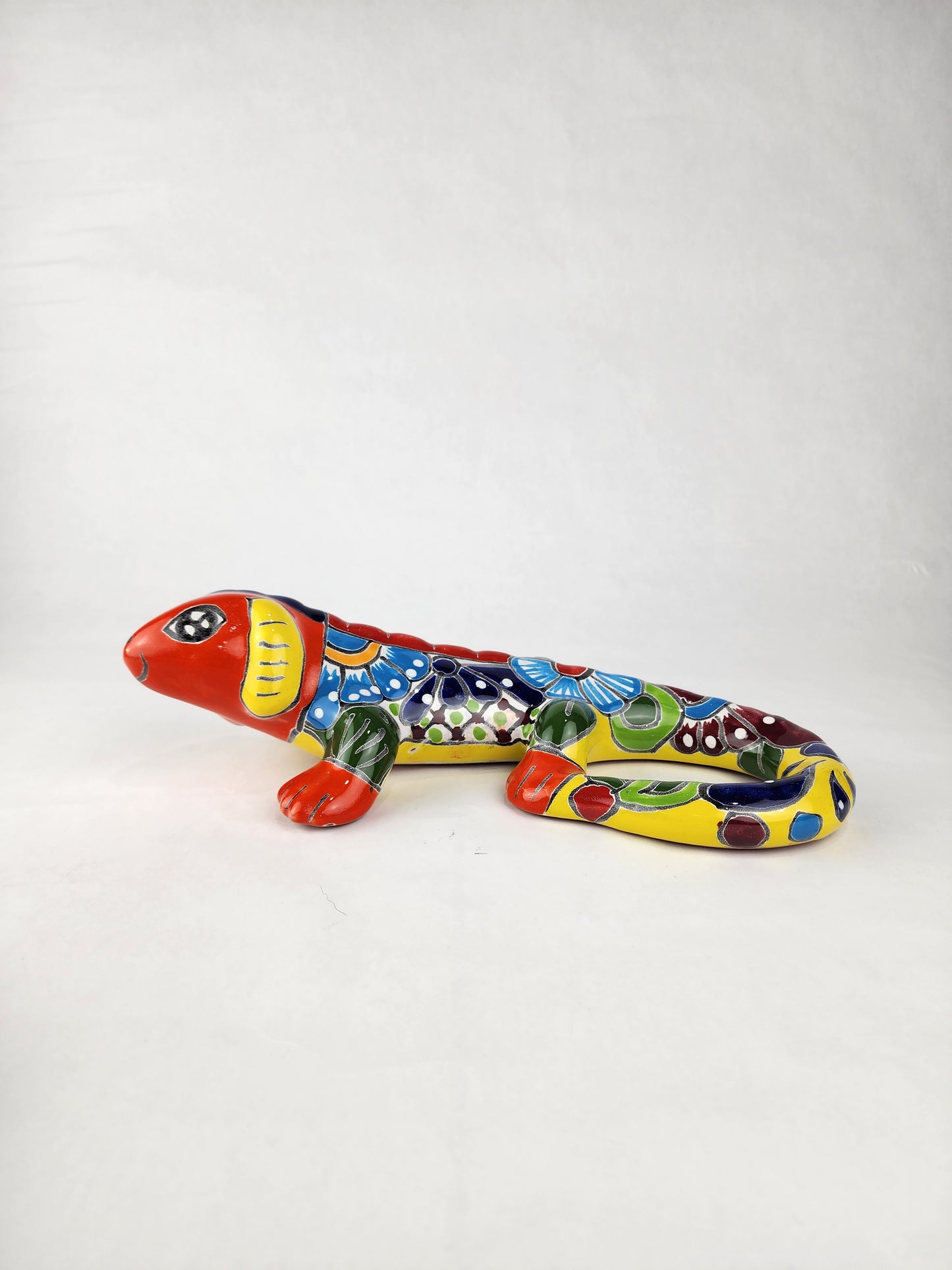 Unique Ceramic Iguana – Artisan Decor for Home or Office