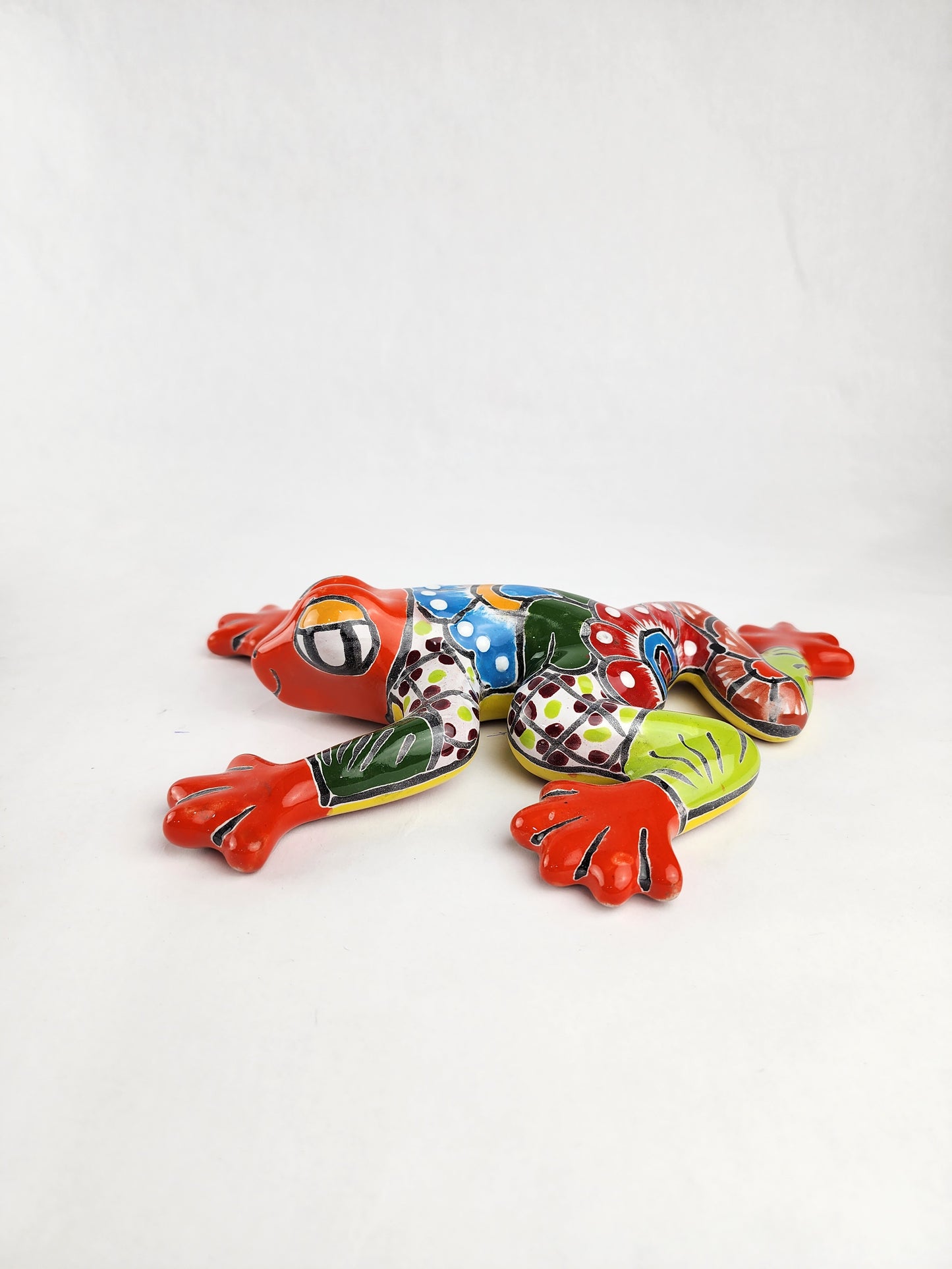 Indoor Ceramic Frog – Bold Accent for Shelf, Entryway, or Office