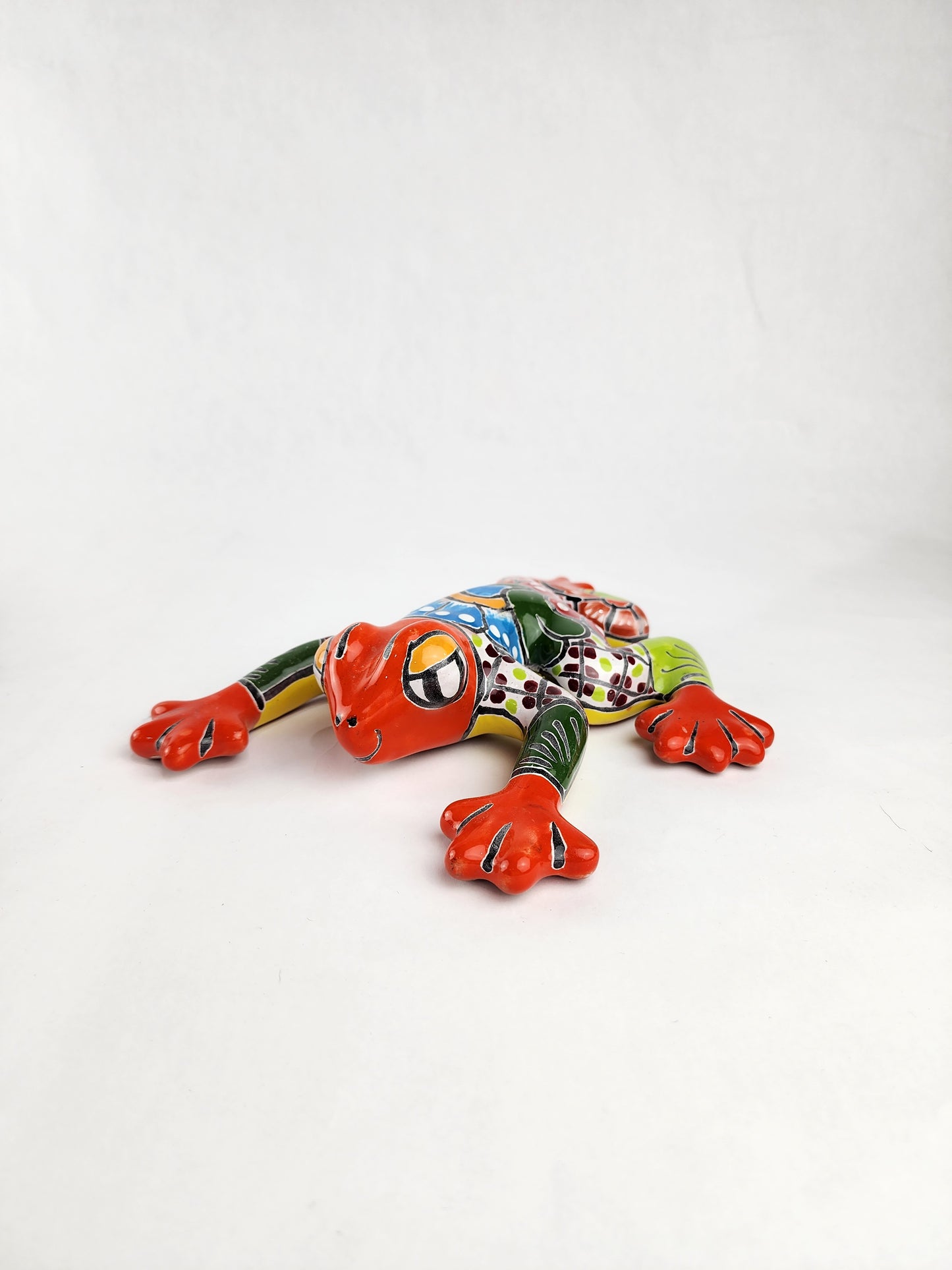 Indoor Ceramic Frog – Bold Accent for Shelf, Entryway, or Office