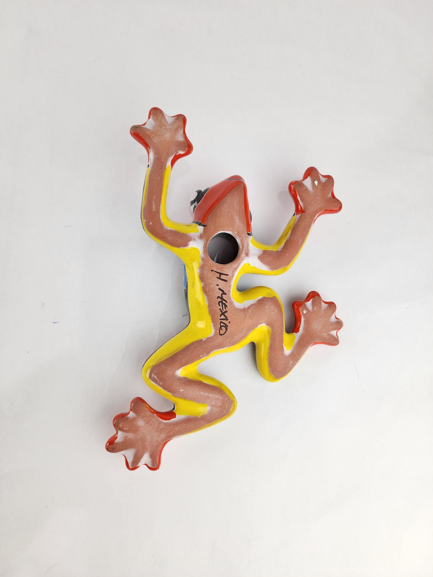 Indoor Ceramic Frog – Bold Accent for Shelf, Entryway, or Office