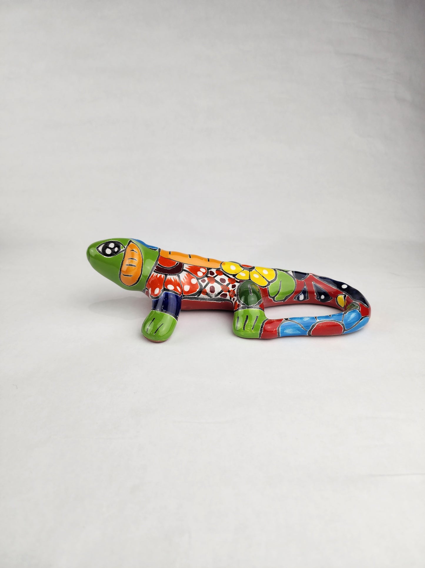 Talavera Iguana – Handcrafted Mexican Ceramic Wall Decor