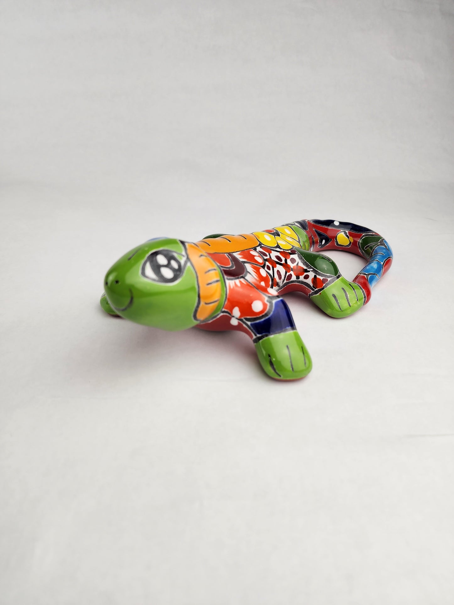 Talavera Iguana – Handcrafted Mexican Ceramic Wall Decor