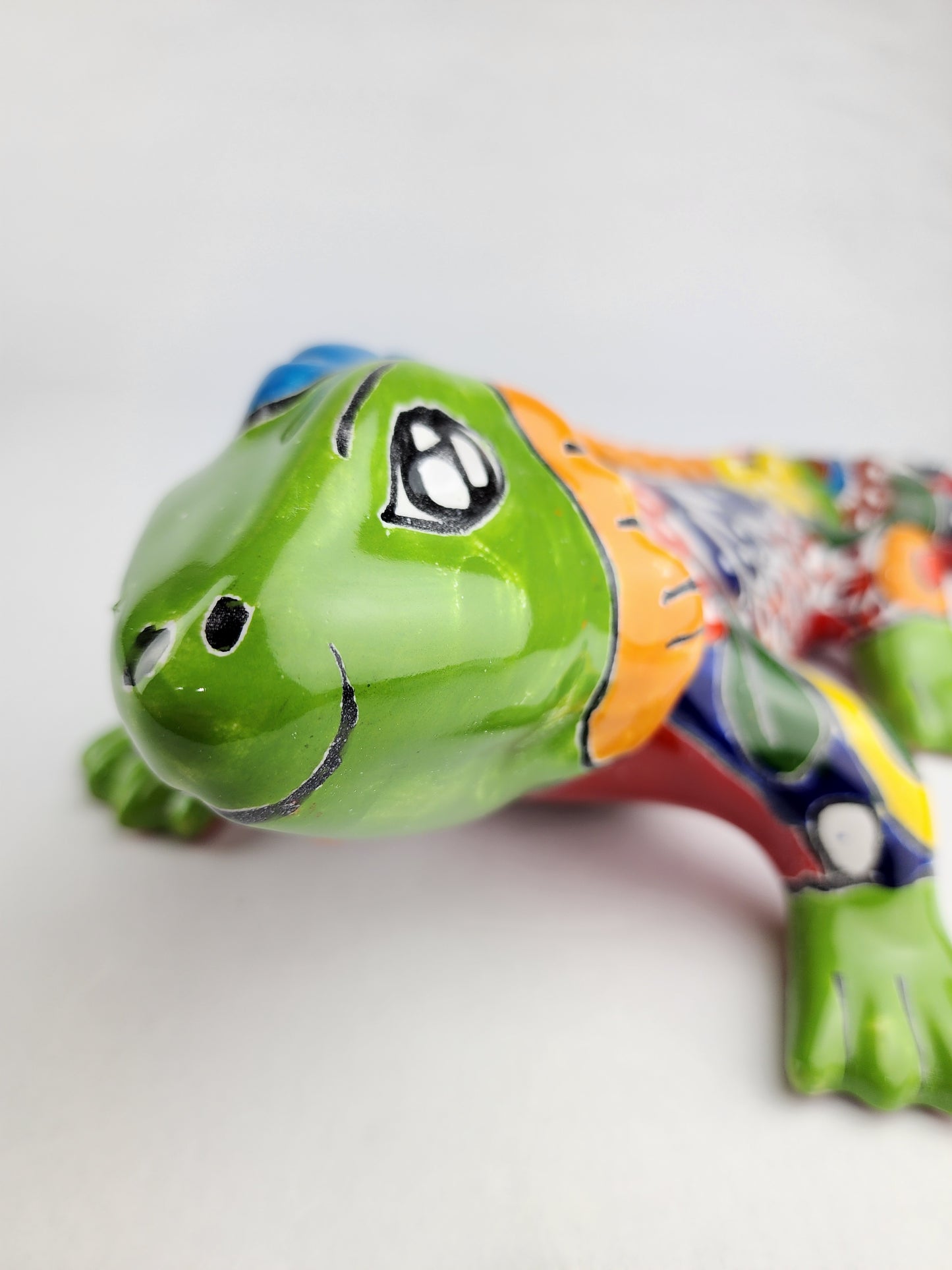 Handmade Talavera Iguana – Unique Wall Lizard Folk Art