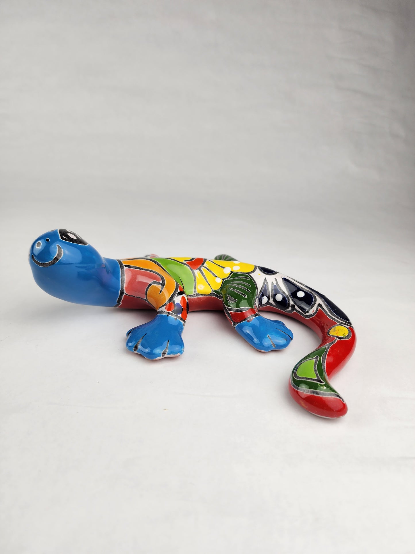 Handcrafted Talavera Gecko Lizard – One-of-a-Kind Home Decor