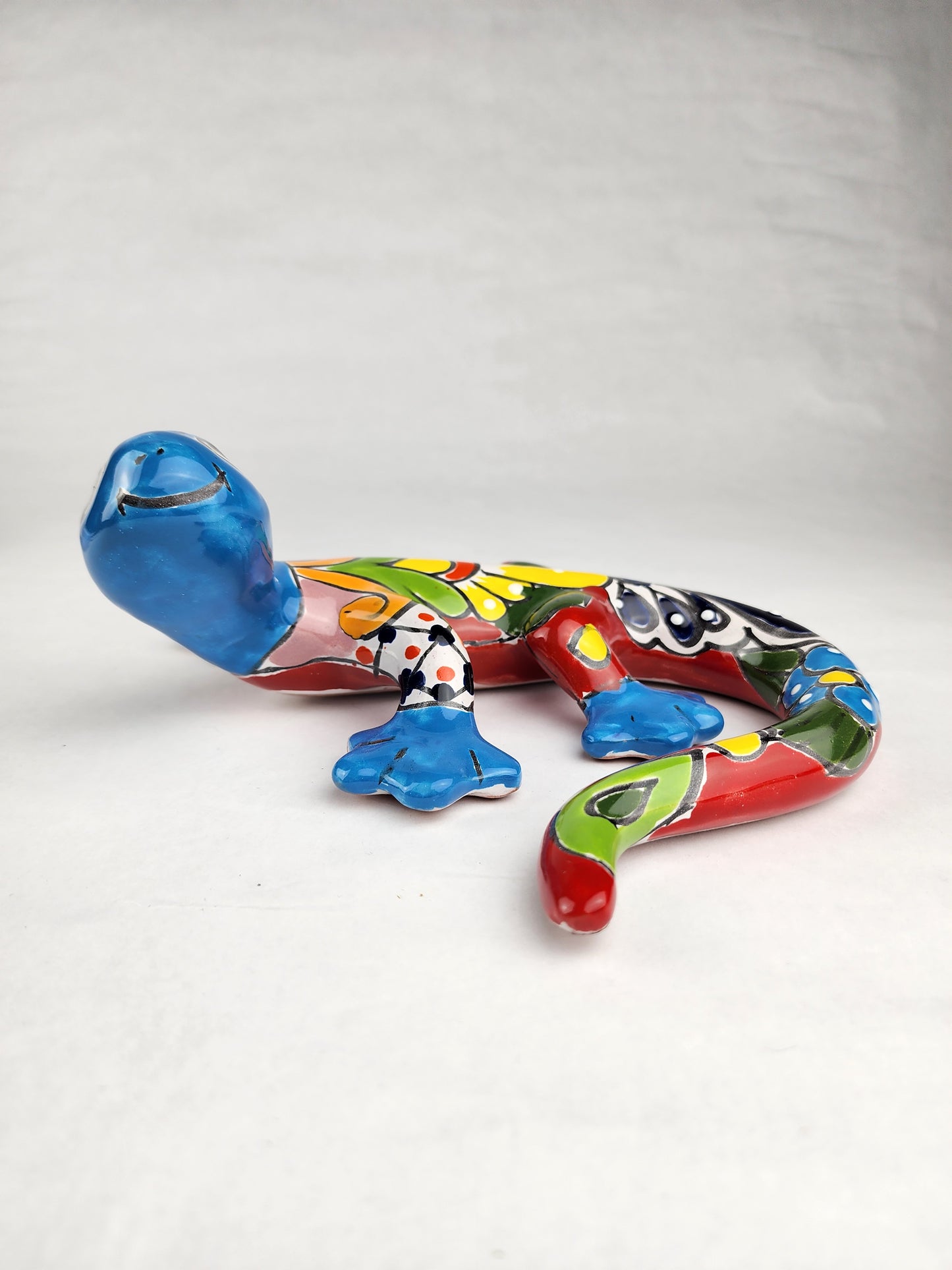 Artistic Talavera Lizard – Handmade Mexican Ceramic Gecko