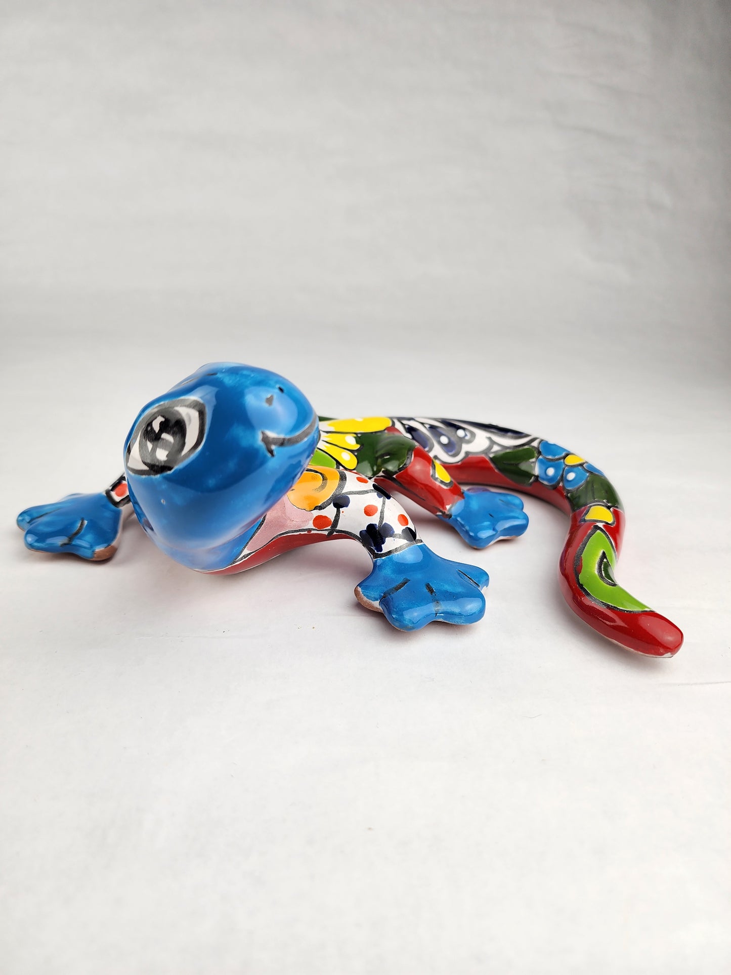 Artistic Talavera Lizard – Handmade Mexican Ceramic Gecko