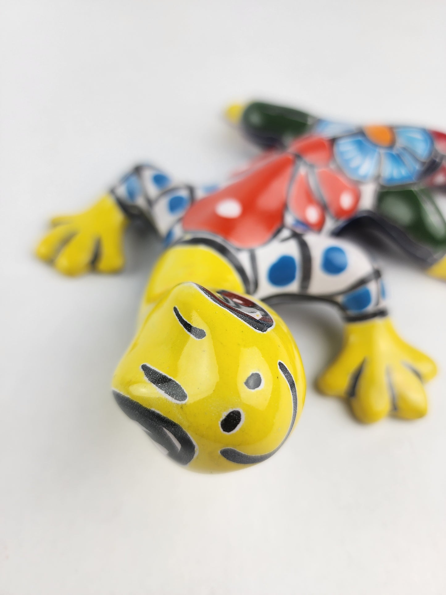 Yellow Talavera-Style Gecko & Fish – Mexican Folk Art Bundle