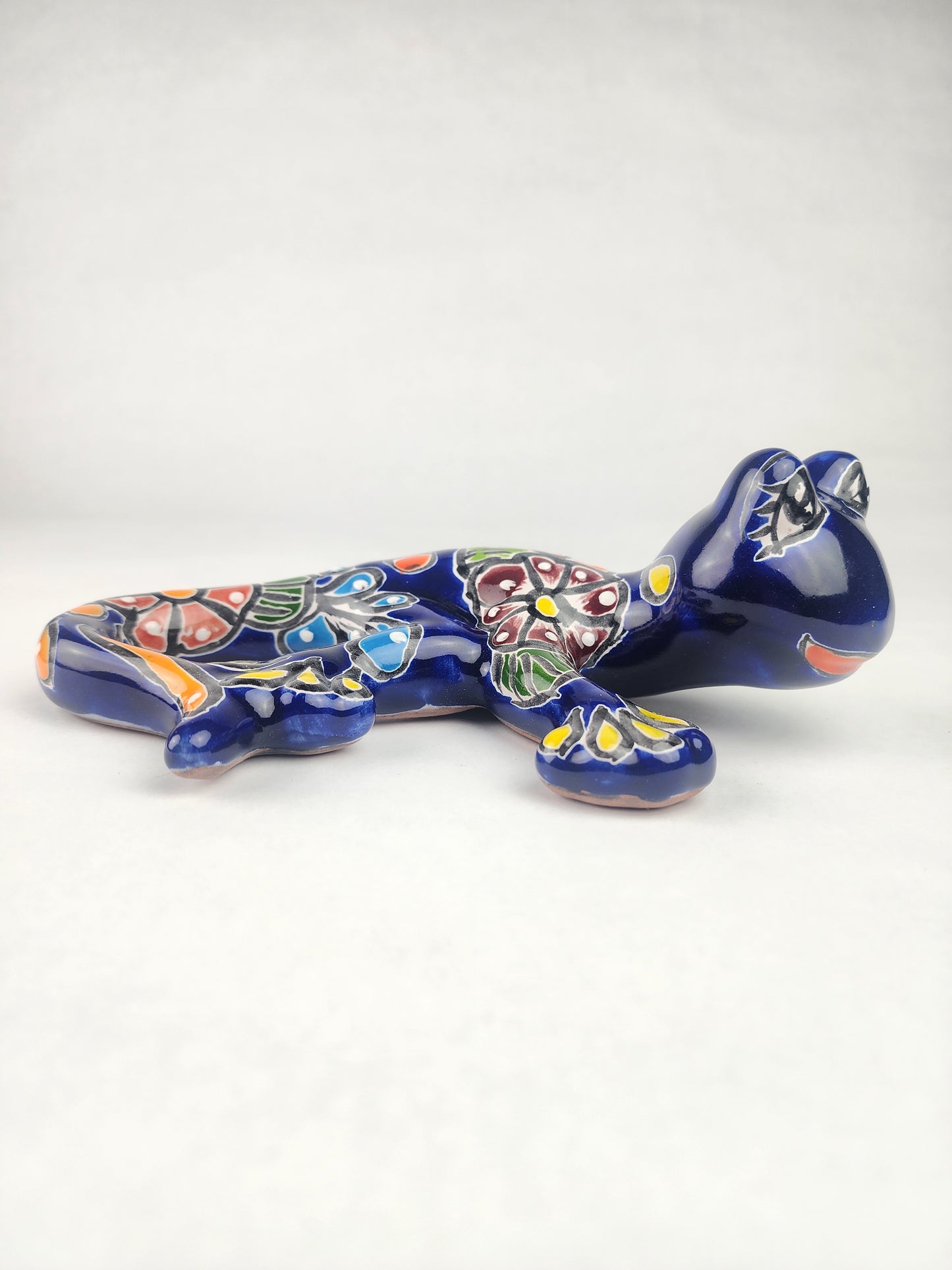 Blue Talavera Salamander – Handcrafted Garden Accent