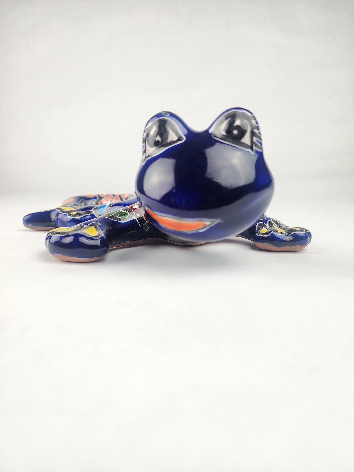 Blue Talavera Salamander – Handcrafted Garden Accent