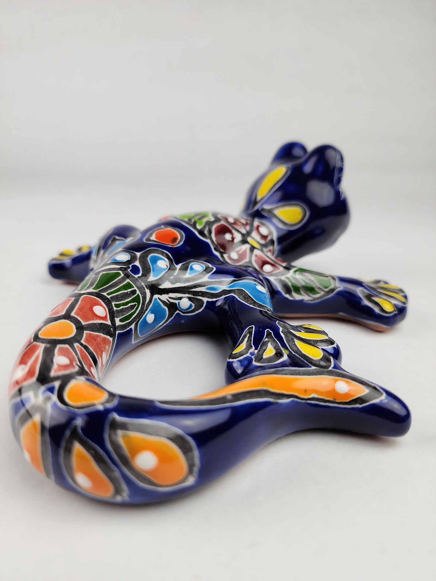 Blue Talavera Salamander – Handcrafted Garden Accent