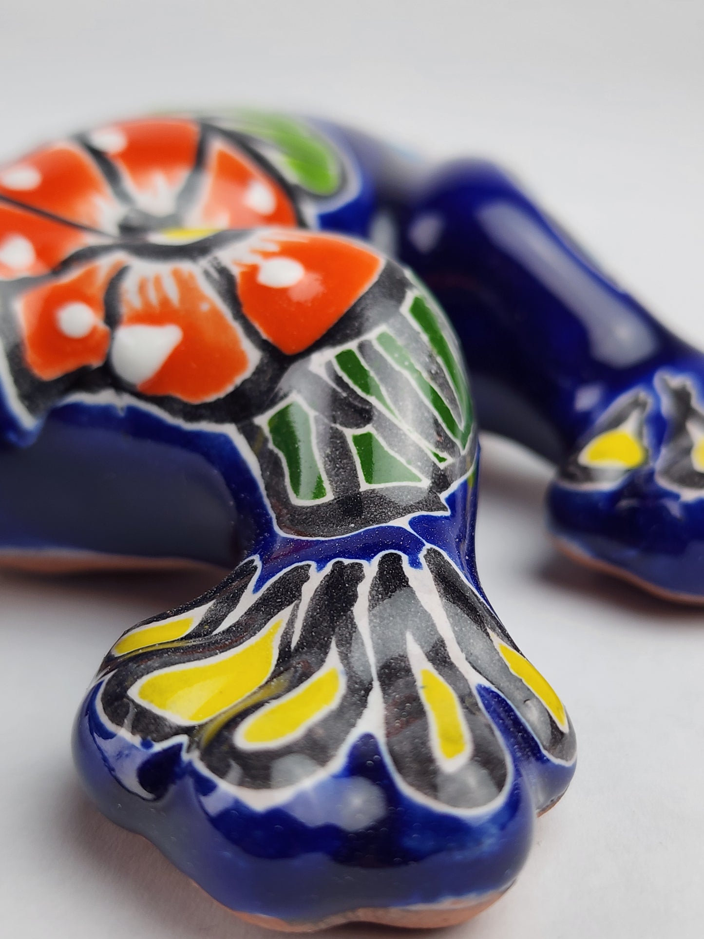Blue Talavera Salamander – Handcrafted Garden Accent