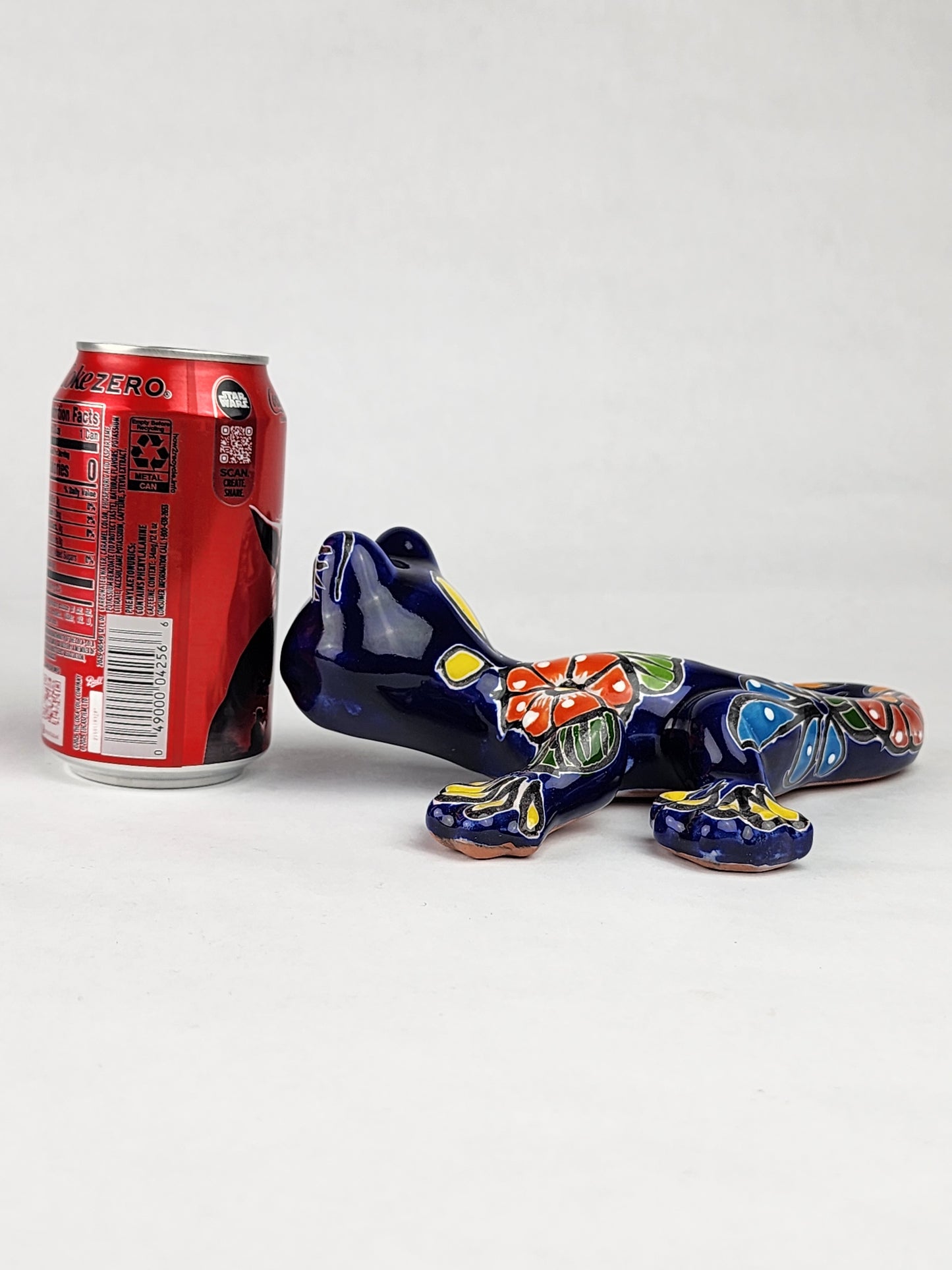 Blue Talavera Salamander – Handcrafted Garden Accent
