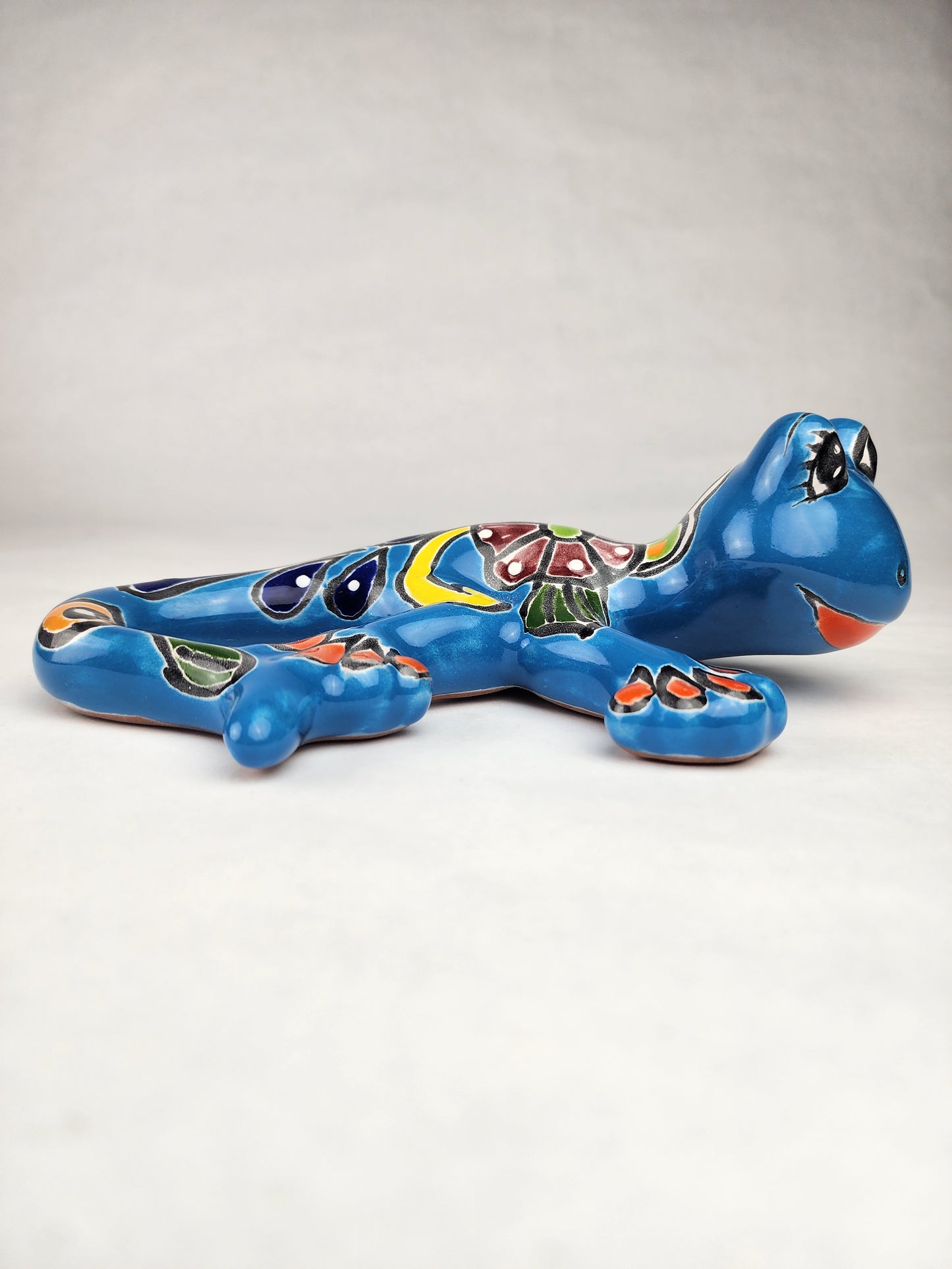 Sky Blue Talavera Salamander – Mexican Garden Wall Art
