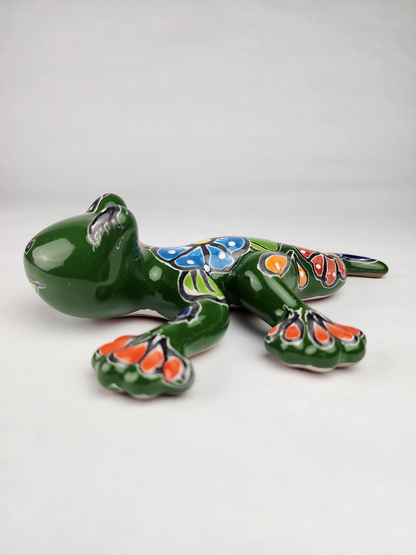 Green Talavera Salamander – Handcrafted Mexican Folk Art