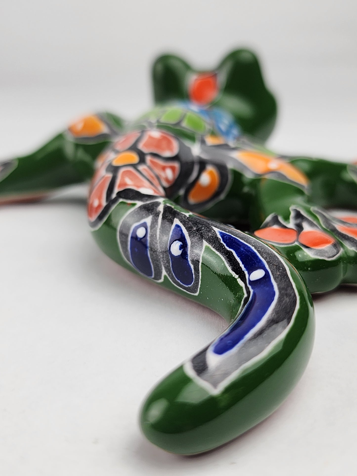 Green Talavera Salamander – Handcrafted Mexican Folk Art
