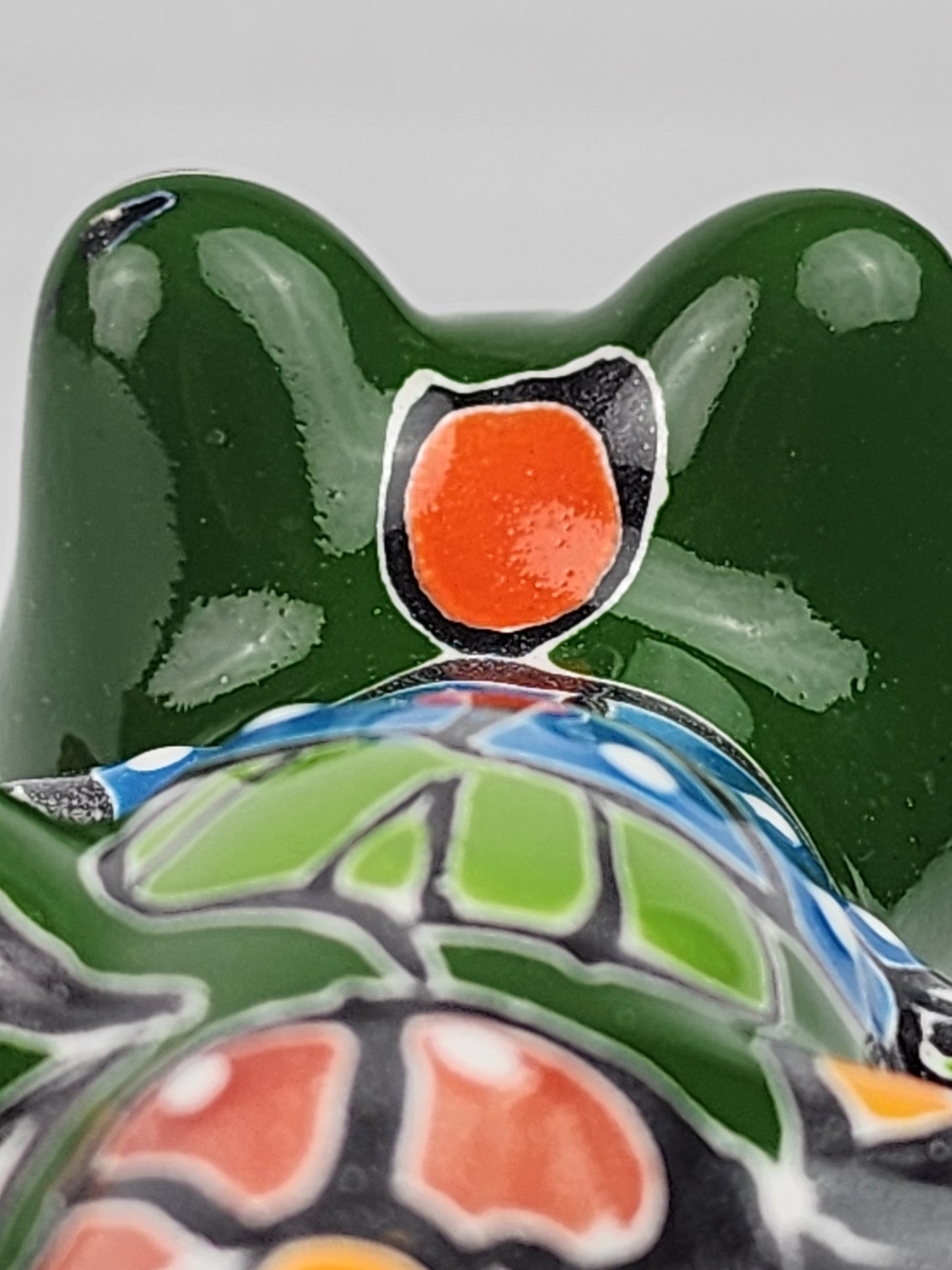 Green Talavera Salamander – Handcrafted Mexican Folk Art