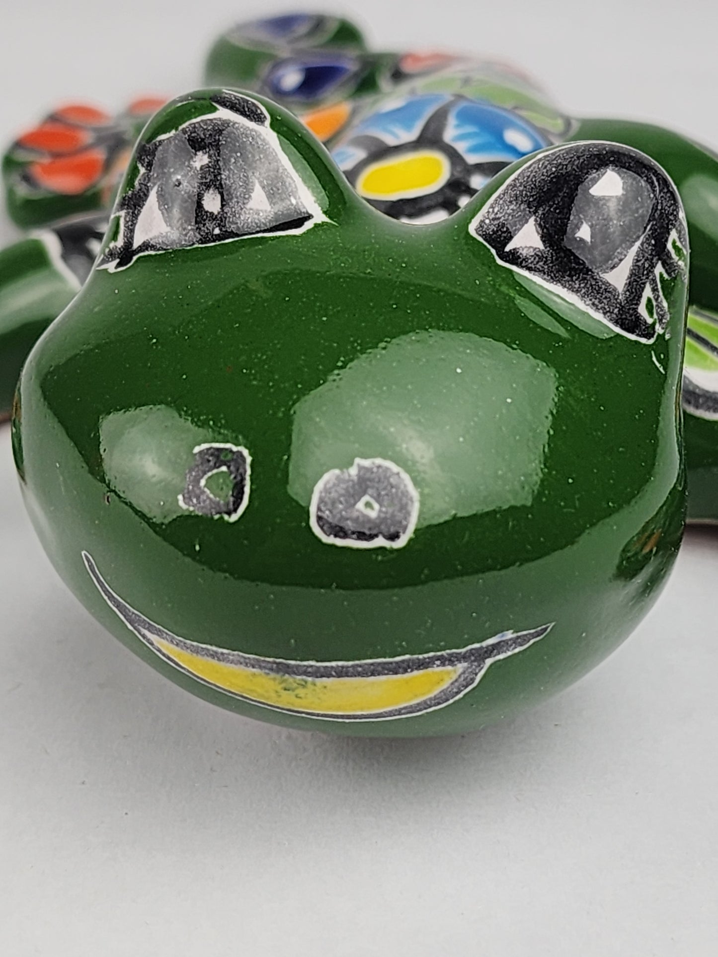 Green Talavera Salamander – Handcrafted Mexican Folk Art