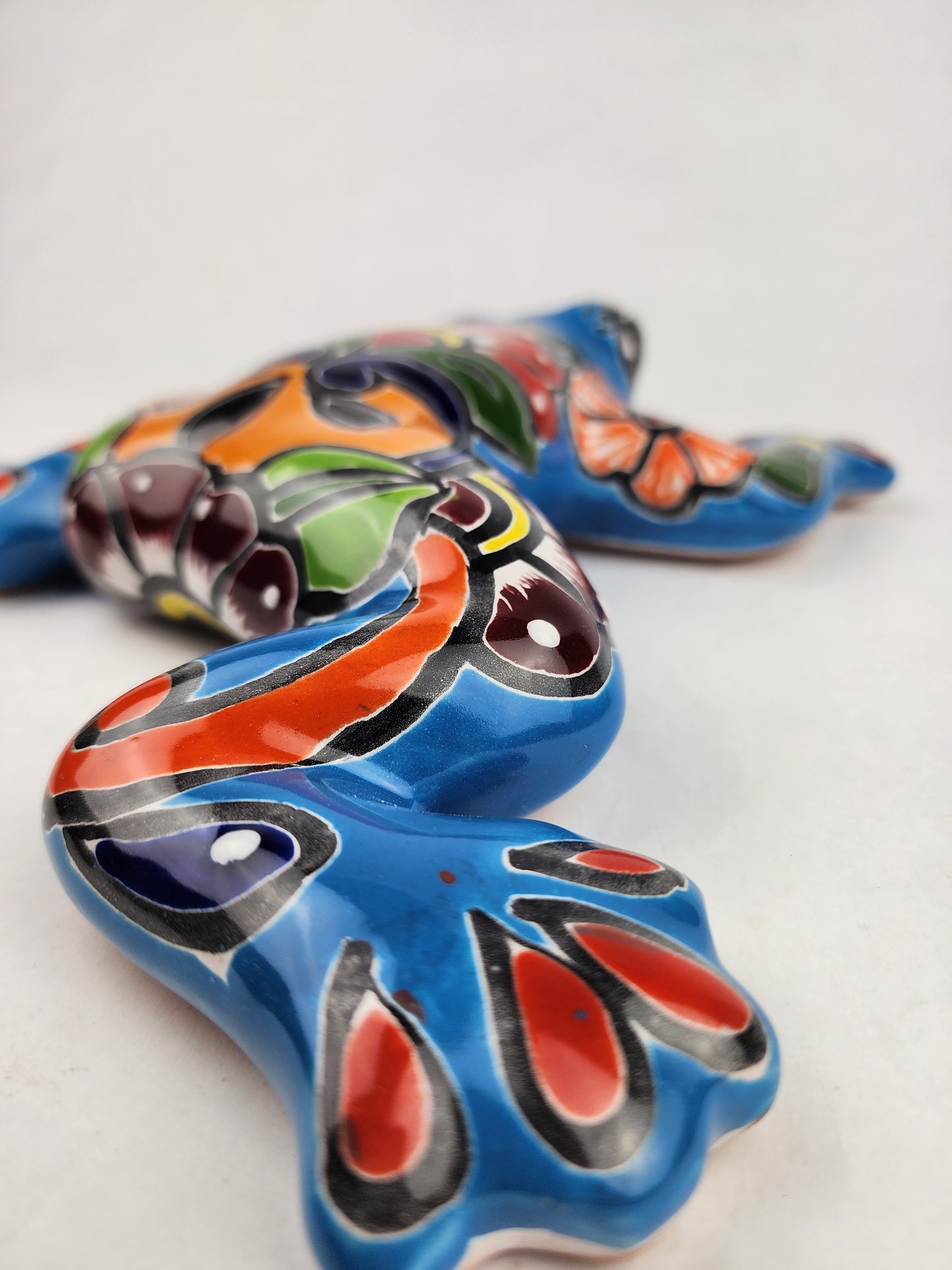 Sky Blue Talavera-Style Frog – Handcrafted Mexican Folk Art Décor