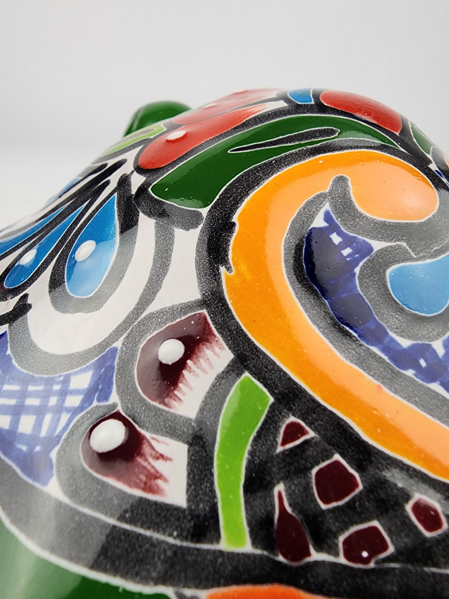 Green Talavera-Style Turtle Figurine 9.5" – Mexican Ceramic Patio Décor