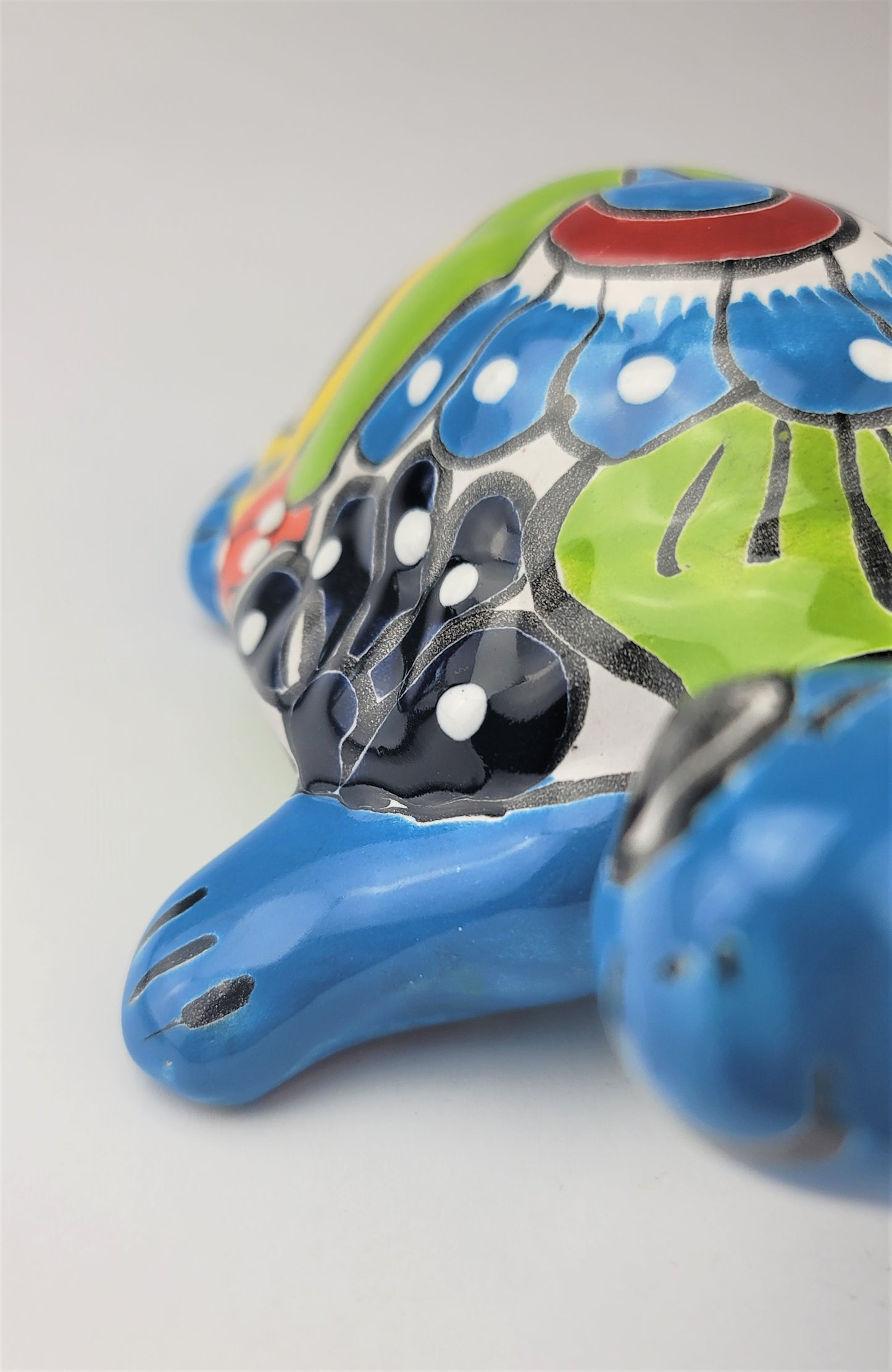 Mexican Talavera Turtle Animal Figure Folk Art Pottery 8.5" Sky